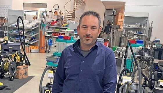 Michael Pf&auml;ffle wurde im Herbst 2023 zum Opfer eines Betrugs. Polizei und Staatsanwaltschaft kamen trotz konkreter Hinweise auf den T&auml;ter erst sp&auml;t in die G&auml;nge.