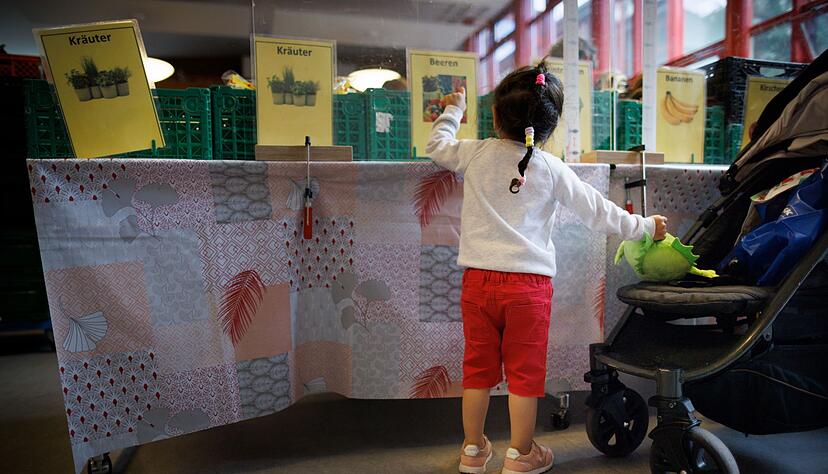Laut den Tafeln steigt die Zahl der Kunden im Kindes- und Jugendalter. (Archivbild)