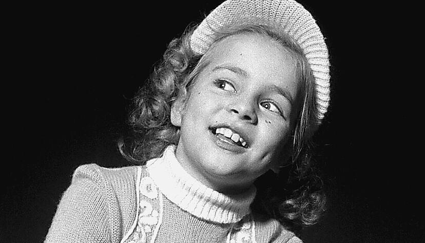 „Hei, hei, hei, so eine Schneeballschlacht“ singt Kinderstar Conny Froboess in den Sechzigern, ehe es mit der Filmkarriere losgeht.
Foto: imago/Future Image