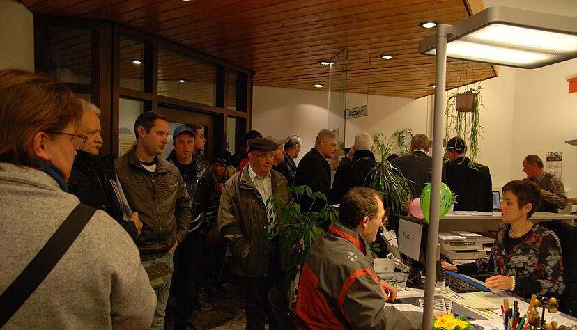 Ausgabe ÖHR-Kennzeichen | 10.02. Ausgabe ÖHR-Kennzeichen | 10.02.