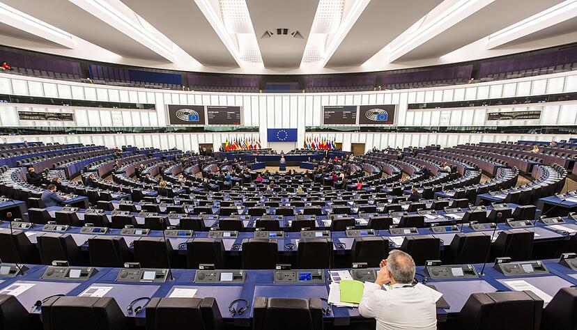 Das Europaparlament erprobt neue Regeln gegen Abwesenheit von Abgeordneten. (Archivbild)