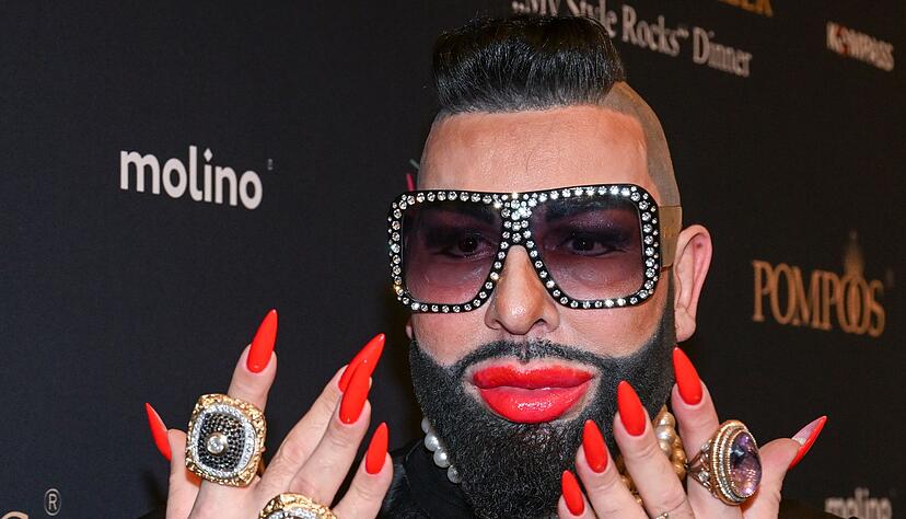 Glööckler sieht bei der Wahl der Deutschen Weinkönigin höchste Zeit für Gleichberechtigung. (Archivbild) Glööckler sieht bei der Wahl der Deutschen Weinkönigin höchste Zeit für Gleichberechtigung. (Archivbild)