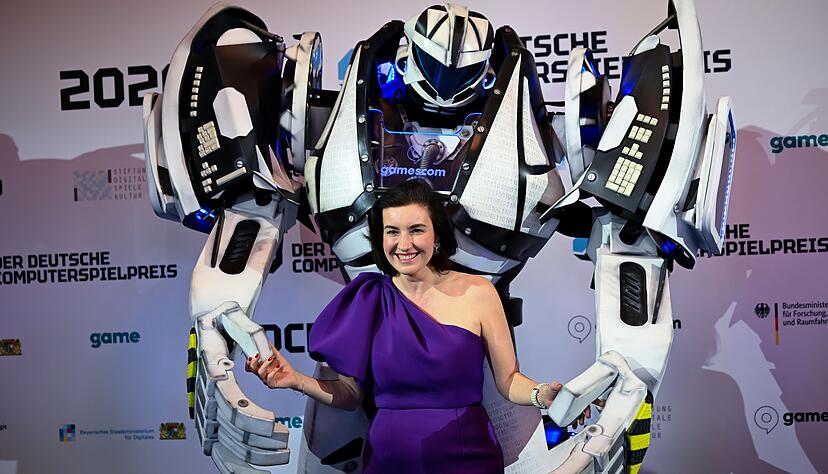 Digitalministerin Dorothee B&auml;r (CSU) verk&uuml;ndete den Hauptgewinner.