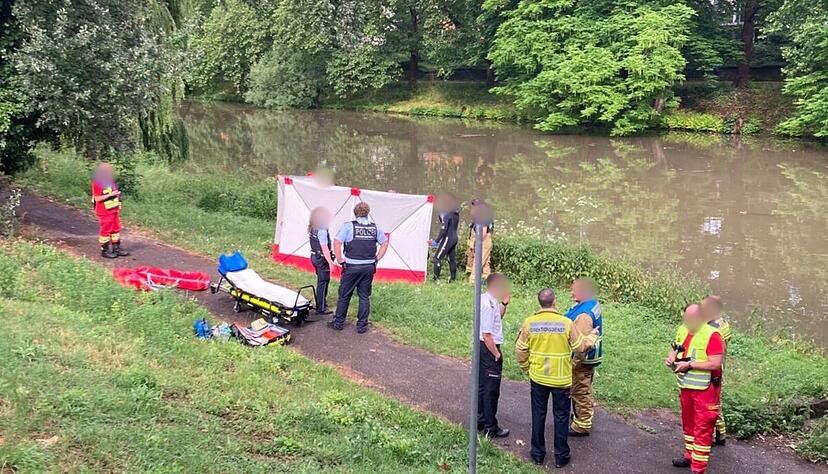 Am 2. Juni war es im Bereich der Rosenbergbrücke in Heilbronn zu einem größeren Einsatz der Feuerwehr gekommen. Am 2. Juni war es im Bereich der Rosenbergbrücke in Heilbronn zu einem größeren Einsatz der Feuerwehr gekommen.