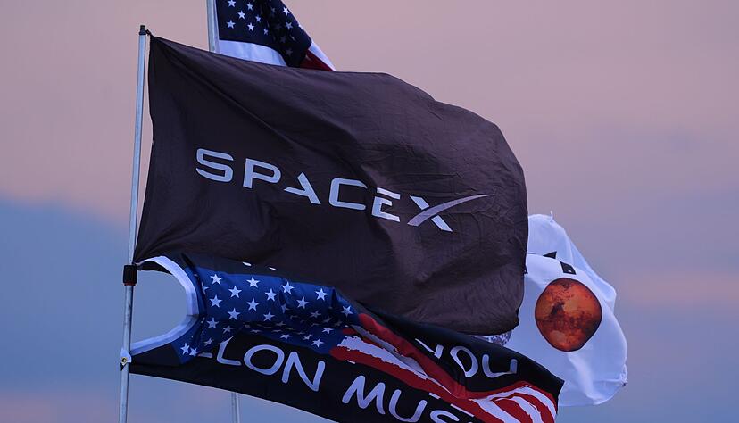 SpaceX und xAI werde beide von Elon Musk kontrolliert. (Archivbild)