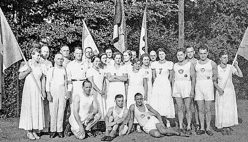 Eine Delegation der Turngemeinde Heilbronn beim 18. Deutschen Turn- und Sportfest, das 1938 in Breslau mit 150.000 Aktiven stattfand. Foto: Achim Gehrig Eine Delegation der Turngemeinde Heilbronn beim 18. Deutschen Turn- und Sportfest, das 1938 in Breslau mit 150.000 Aktiven stattfand. Foto: Achim Gehrig
