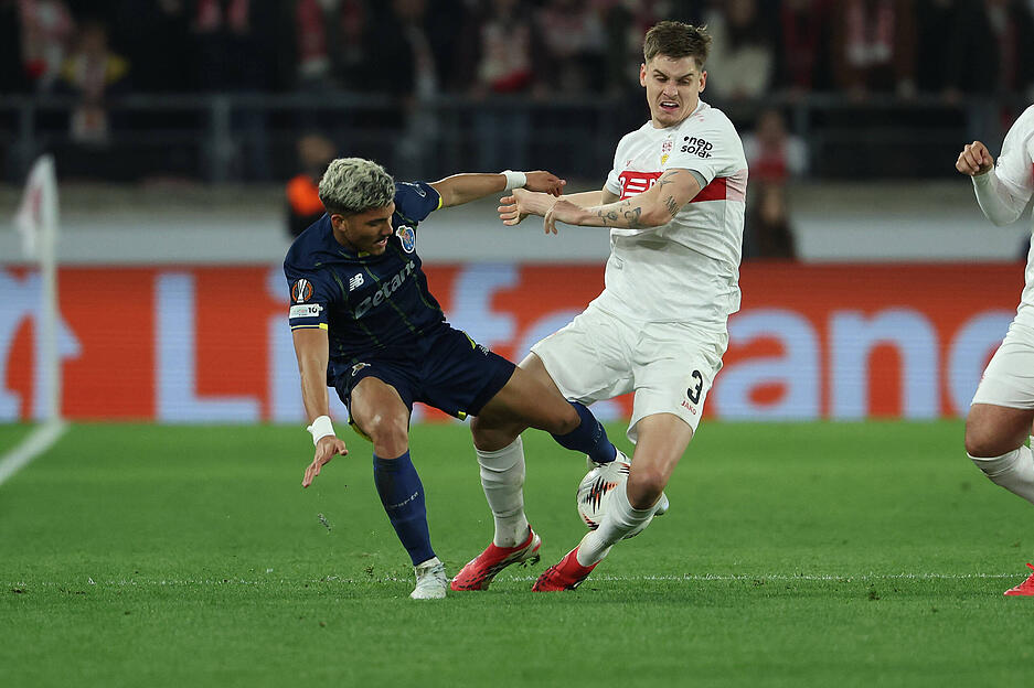 Ramon Hendriks: Teils Vorst&ouml;&szlig;e, aber auch wichtige Gr&auml;tschen in der Defensive. Dennoch war auch Hendriks bei den Gegentoren nicht wirklich am Gegner. Note: 3