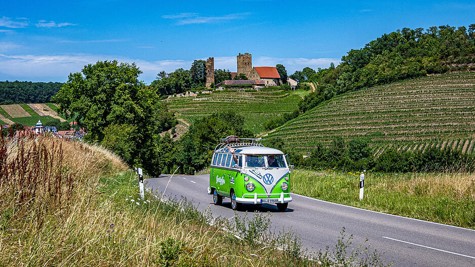 Dieser historische VW Bulli nahm an der Rallye Heidelberg Historic teil.