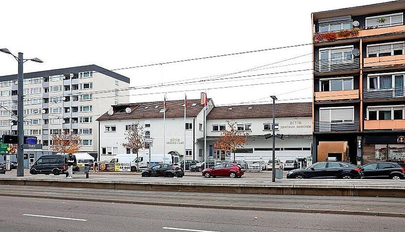 Die alte Ditib-Moschee an der Weinsberger Straße in Heilbronn soll einem ansprechenden Neubau weichen. Die alte Ditib-Moschee an der Weinsberger Straße in Heilbronn soll einem ansprechenden Neubau weichen.