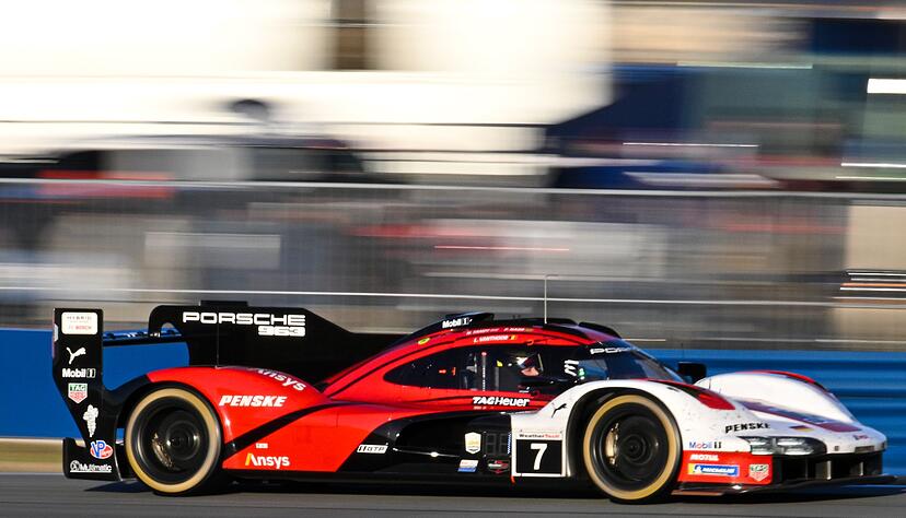 Porsche ist das Sieger-Team des Klassikers in Daytona. Porsche ist das Sieger-Team des Klassikers in Daytona.