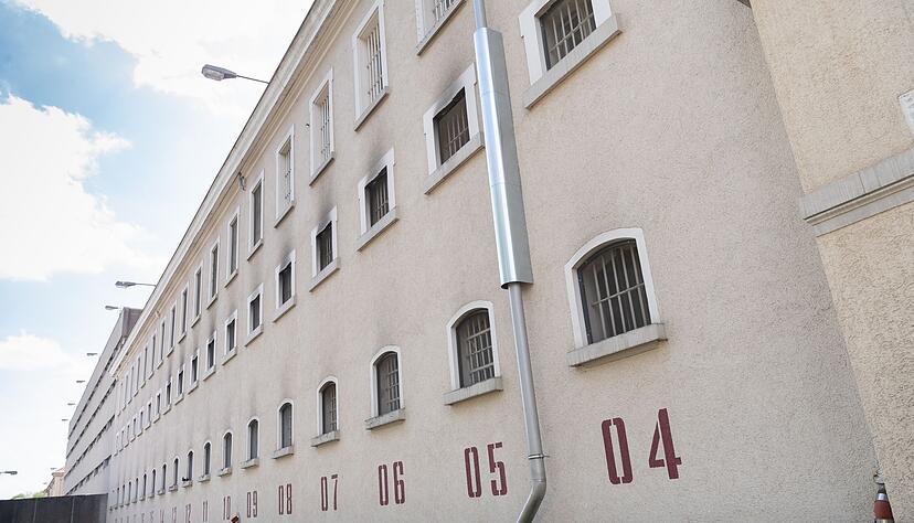 In der Justizvollzugsanstalt Stadelheim machte Ochsenknecht auf dem Weg nach &Ouml;sterreich Station.
