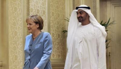 Bundeskanzlerin Merkel am Montag zusammen mit dem Kronprinzen von Abu Dhabi, Scheich Mohammed bin Said al-Nahjan. Bundeskanzlerin Merkel am Montag zusammen mit dem Kronprinzen von Abu Dhabi, Scheich Mohammed bin Said al-Nahjan.