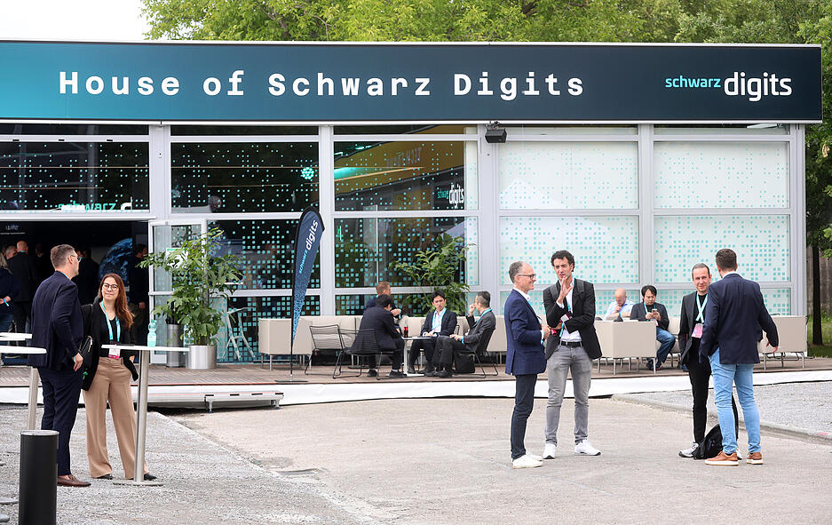 KI-Konferenz Tech in Heilbronn eröffnet.