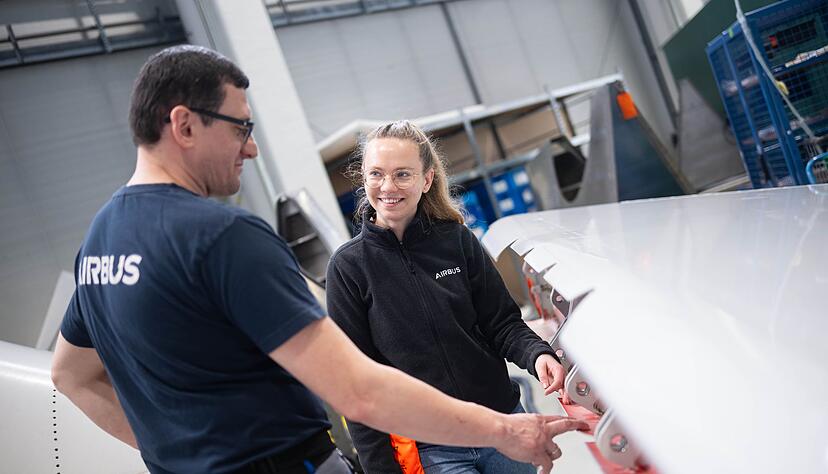 Michelle Klautke leitet ein Reparaturteam.