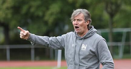 Lautstarke Kommandos geben k&uuml;nftig andere: Walter Thomae ist nicht mehr Trainer in Neckarsulm.