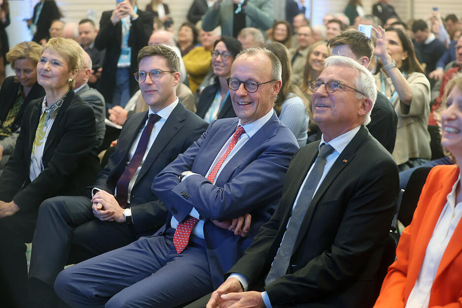 Bundeskanzler Friedrich Merz in Bad Rappenau: Prominenter Besuch sorgt f&uuml;r gro&szlig;es Interesse