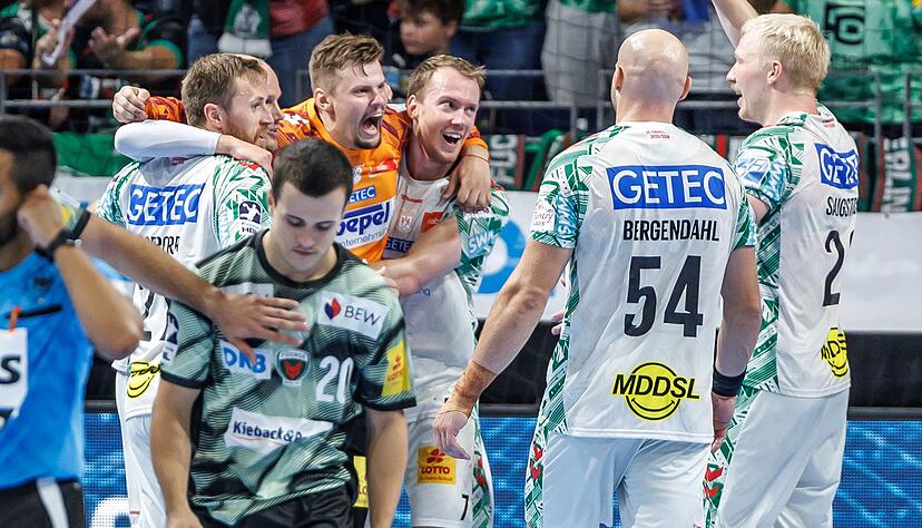 Machtdemonstration im September: Magdeburg bejubelt den Sieg gegen den Erzrivalen. (Archivbild) Machtdemonstration im September: Magdeburg bejubelt den Sieg gegen den Erzrivalen. (Archivbild)