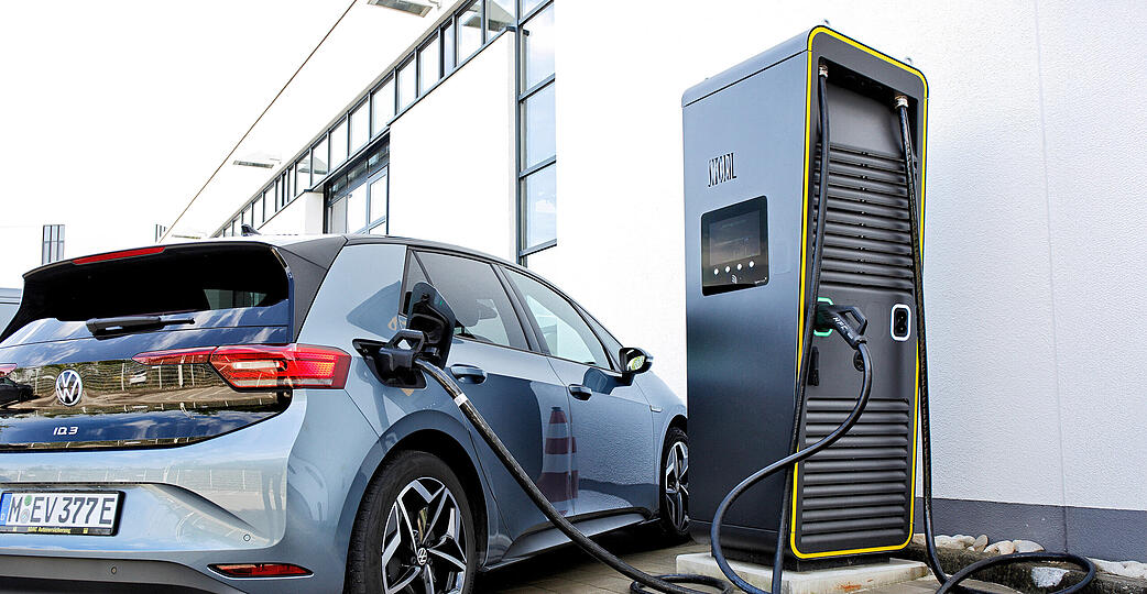 In Deutschland wurden von Januar bis September rund 600.000 Elektrofahrzeuge neu zugelassen - das ist ein Plus von 46,6 Prozent. In Deutschland wurden von Januar bis September rund 600.000 Elektrofahrzeuge neu zugelassen - das ist ein Plus von 46,6 Prozent.