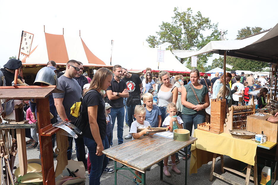 Mittelalterliches Burgfest auf Burg Stettenfels in Untergruppenbach: Die schönsten Bilder 2024 Mittelalterliches Burgfest auf Burg Stettenfels in Untergruppenbach: Die schönsten Bilder 2024