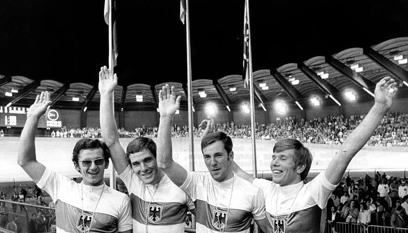 Günter Haritz (r.) ist im Alter von 77 Jahren gestorben. (Archivbild) Günter Haritz (r.) ist im Alter von 77 Jahren gestorben. (Archivbild)