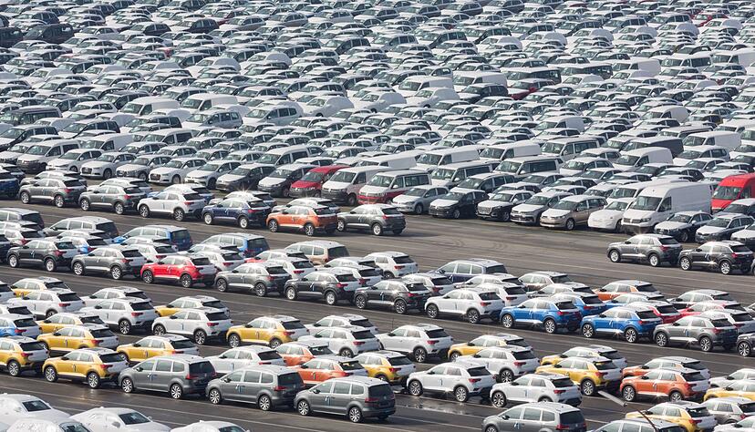 Die deutsche Wirtschaft schwächelt: Die deutsche Autoindustrie steht unter Druck. Die deutsche Wirtschaft schwächelt: Die deutsche Autoindustrie steht unter Druck.