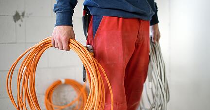 Energiepreise, Materialpreise und Sozialversicherungsbeiträge sind im Handwerk gestiegen. Kunden müssen sich darauf einstellen, dass es auch für sie teurer wird. Energiepreise, Materialpreise und Sozialversicherungsbeiträge sind im Handwerk gestiegen. Kunden müssen sich darauf einstellen, dass es auch für sie teurer wird.