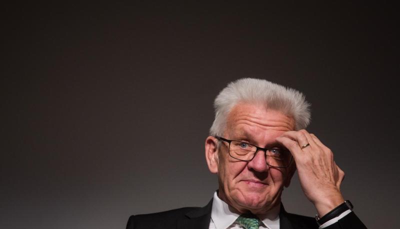 Will Flüchtlinge, die in Gruppen Straftaten begehen, von Großstädten fernhalten und im Land verteilen: Baden-Württembergs Ministerpräsident Kretschmann.