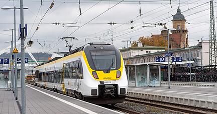 Auch auf der Frankenbahn-Strecke – hier der Hauptbahnhof Heilbronn – ist der Zuganbieter Abellio gefahren. Am 1. Januar 2022 hat die SWEG den Betrieb übernommen. Foto: Archiv/Berger