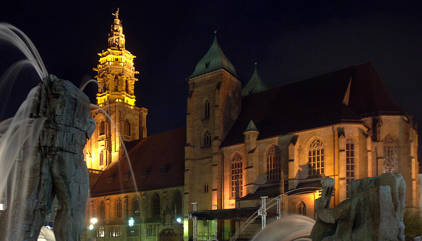 So bald nicht mehr zu sehen: Die beleuchtete Kilianskirche bei Nacht. Foto: Archiv/Dirks So bald nicht mehr zu sehen: Die beleuchtete Kilianskirche bei Nacht. Foto: Archiv/Dirks