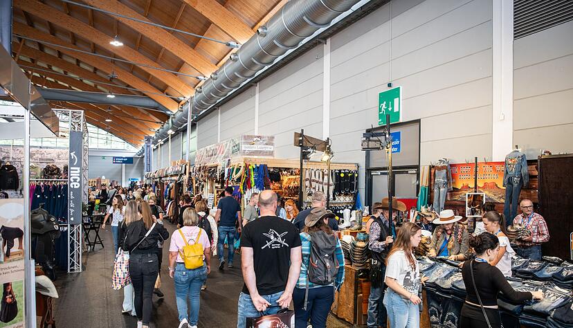 Rund 50.000 Besucher werden bis zum Abschluss der Messe erwartet. Rund 50.000 Besucher werden bis zum Abschluss der Messe erwartet.