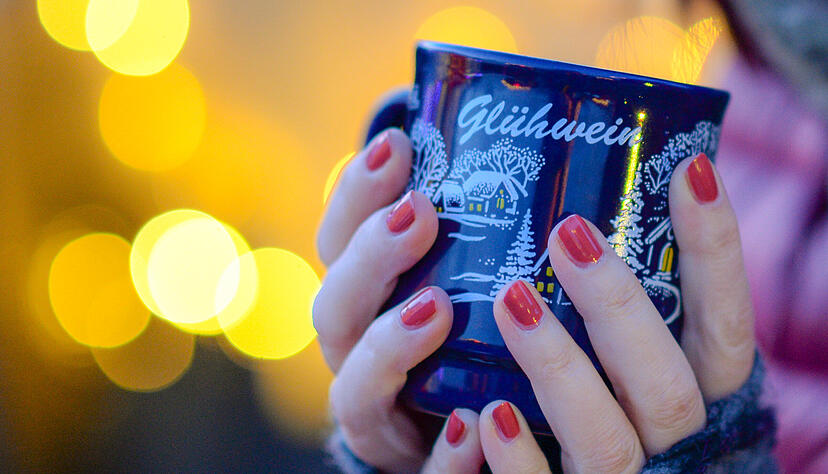 Glühwein oder Luxusgut? Preise auf Deutschlands Weihnachtsmärkten auf dem Prüfstand.
