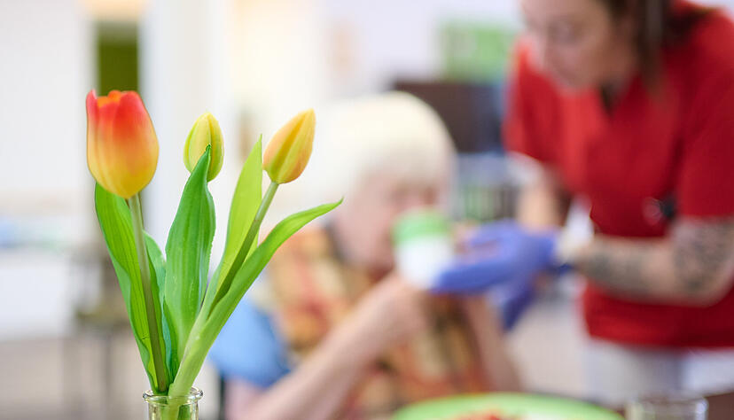 Immer mehr Pflegeheime sind voll, die Wartelisten sind lang, Angeh&ouml;rige f&uuml;hlen sich bei ihrer Suche nach einem Heimplatz oft alleingelassen: Und die Situation wird nicht besser.