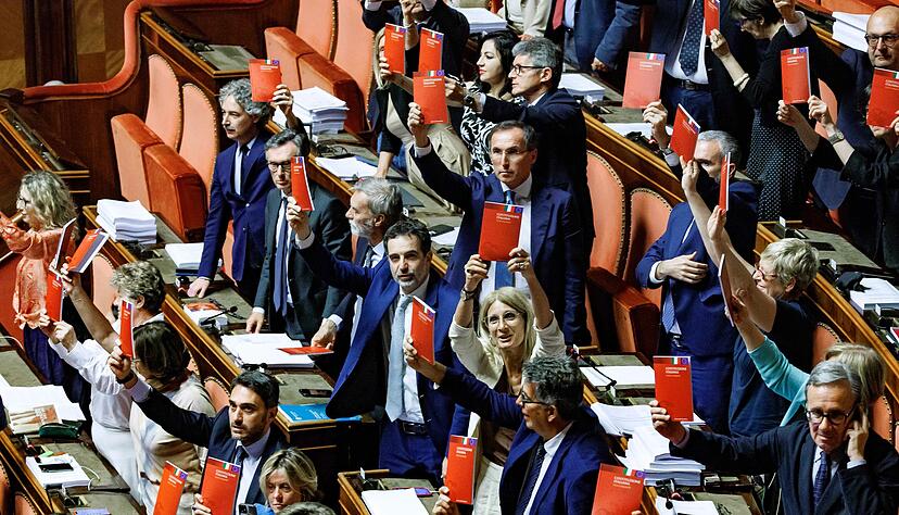 Der Senat in Rom billigte das neue KI-Rahmengesetz mit großer Mehrheit. (Archivbild) Der Senat in Rom billigte das neue KI-Rahmengesetz mit großer Mehrheit. (Archivbild)