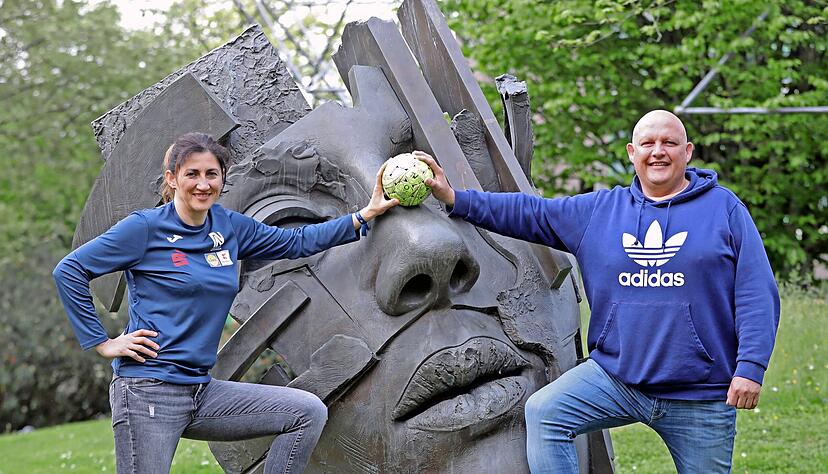 Bekanntes Gesicht in neuer Rolle: Spielerberater Gerhard Husers folgt seiner Lebensgefährtin Tanja Logvin zur Sport-Union und steht der Neckarsulmer Trainerin nun offiziell als Sportlicher Leiter zur Seite.