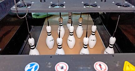 In Neckarsulm lehnten Vereinsbowler den Umbau ab, weil zukünftig die Kegel mit Seilen aufgestellt werden. Foto: Mario Berger