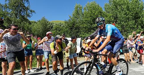 Chris Froome hat bei einem Trainingsunfall offenbar auch eine lebensbedrohliche Herzverletzung erlitten. (Archivbild)