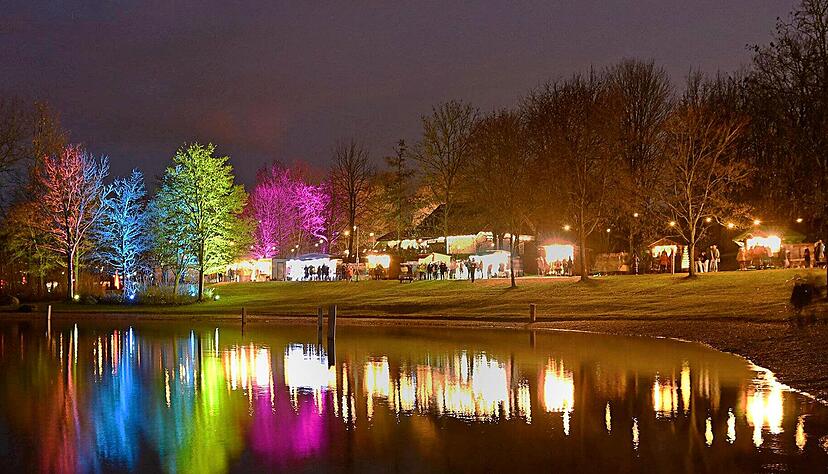 70 Stände und dekorative Beleuchtung locken die Gäste zurSeeweihnacht.

Foto: Roland Schweizer