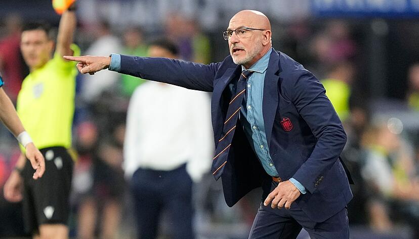 Der spanische Verband verl&auml;ngerte den Vertrag mit Nationaltrainer Luis de la Fuente.