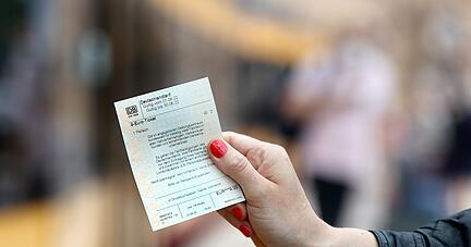 Die Stimme-Redaktion hat mehreren Leserinnen und Lesern das 9-Euro-Ticket finanziert. Zeit für eine Bilanz.