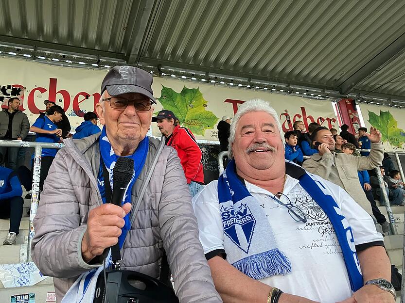 &bdquo;Wenn man solche Fehler macht&ldquo;: Die SGV-Edelfans Siggi und Klaus sind bedient. Beide glauben nicht, dass sich das Blatt nach dem 2:0 noch wendet.