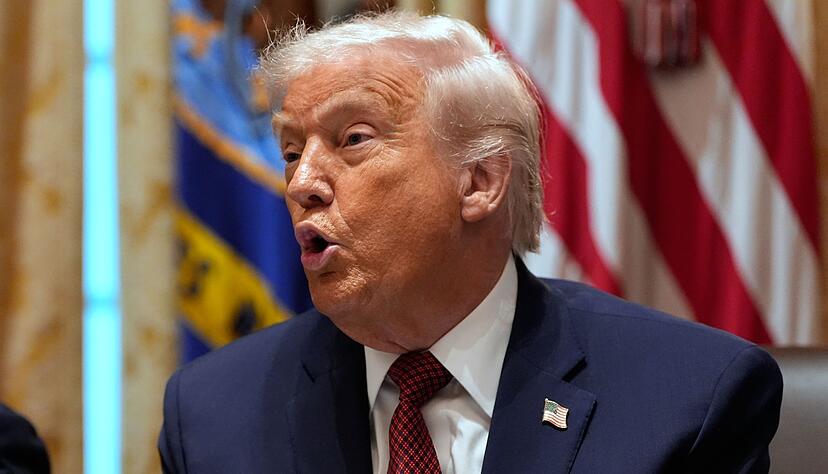 Europa m&uuml;sse bei vielen Dingen sehr vorsichtig sein, sagte Trump - allerdings ohne Erkl&auml;rung.