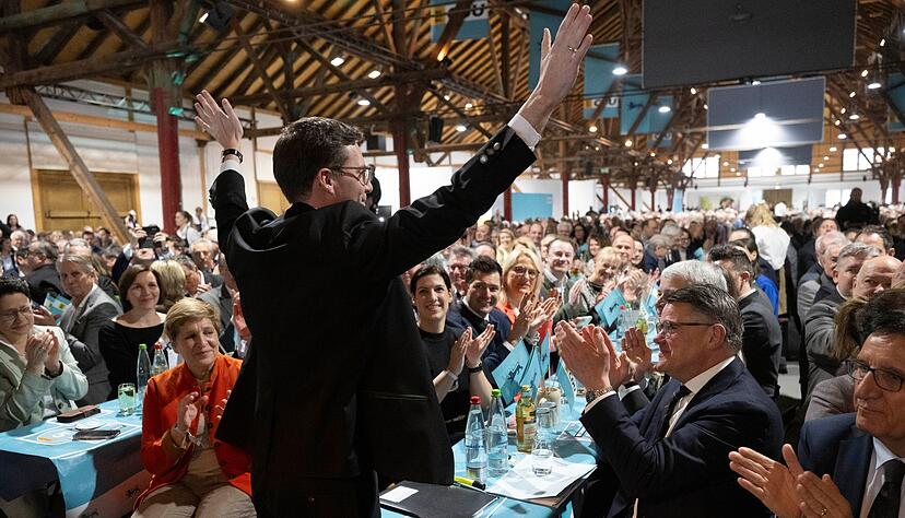 Hagel sprach vom zweitgr&ouml;&szlig;ten politischen Aschermittwoch Deutschlands - &laquo;und damit der Welt&raquo;.