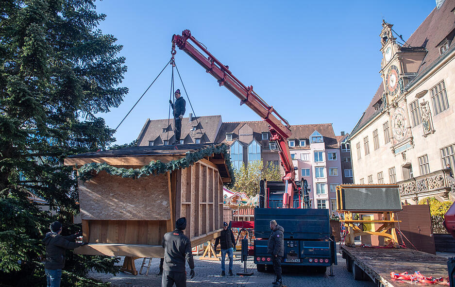 Geöffnet ist der Käthchen Weihnachtsmarkt täglich von 11 bis 20 Uhr. Eine Ausnahme gibt es aber: Am 4. Dezember endet der festliche Betrieb schon um 19 Uhr.