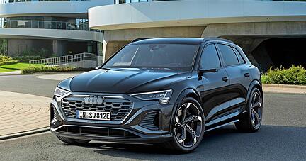 Im vergangenen Jahr hat Audi den 4,92 Meter langen, 1,94 Meter breiten und 1,63 Meter hohen Stromer umfangreich überarbeitet. Im vergangenen Jahr hat Audi den 4,92 Meter langen, 1,94 Meter breiten und 1,63 Meter hohen Stromer umfangreich überarbeitet.