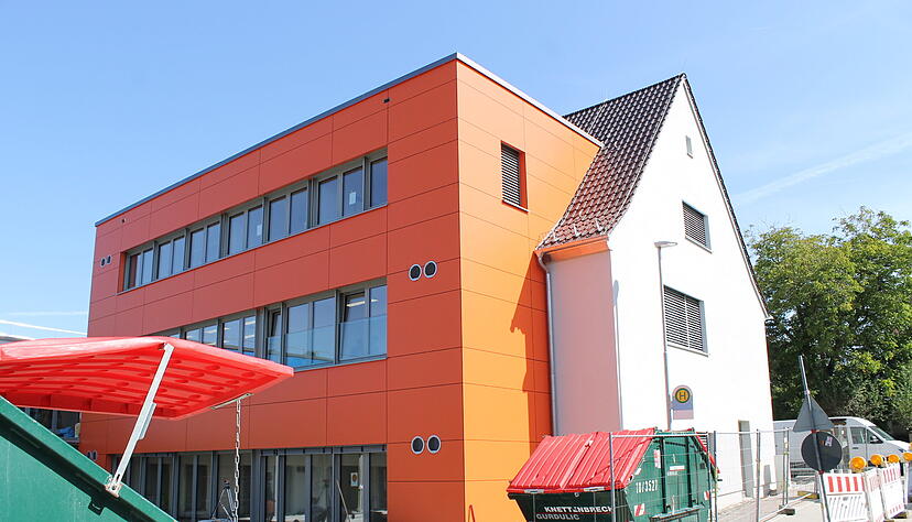 Gerade im Außenbereich der umgebauten Grundschule in Neudenau-Siglingen ist noch einiges zu tun.
