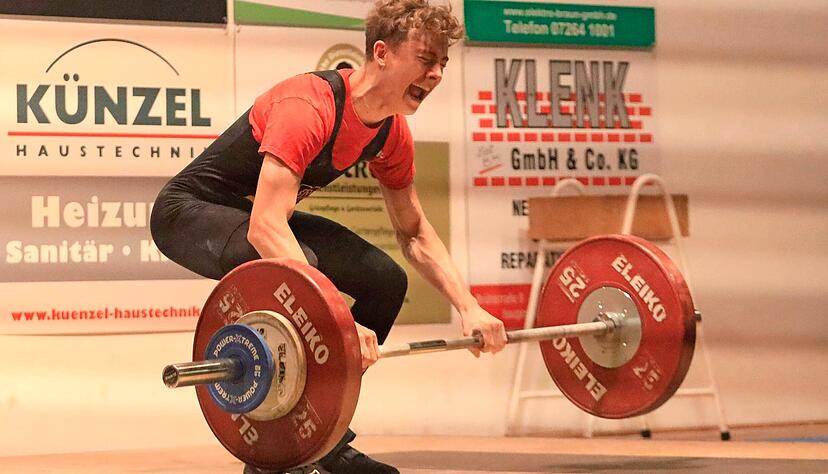 Emotionaler Ausbruch: Roi Tayler Pfister gelingt kein gültiger Versuch im Reißen, was den 19-Jährigen hörbar geärgert hat.