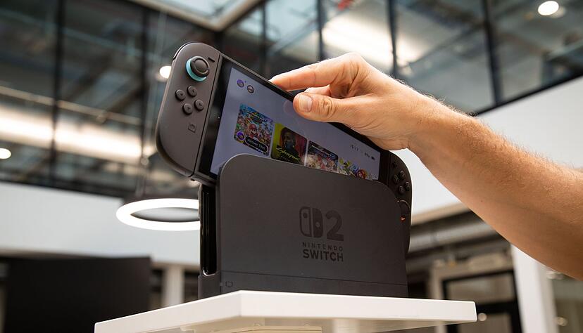 Ab ins Dock mit der Switch 2: So wird aus dem Handheld eine stationäre Konsole - wie auch schon beim Vorgänger.