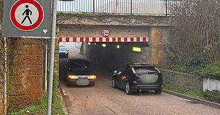 Die Bahnunterf&uuml;hrung in Lauffen ist nicht f&uuml;r Fu&szlig;g&auml;nger gedacht. Hier soll die 56-j&auml;hrige Frau durchgegangen sein. Sp&auml;ter starb sie.