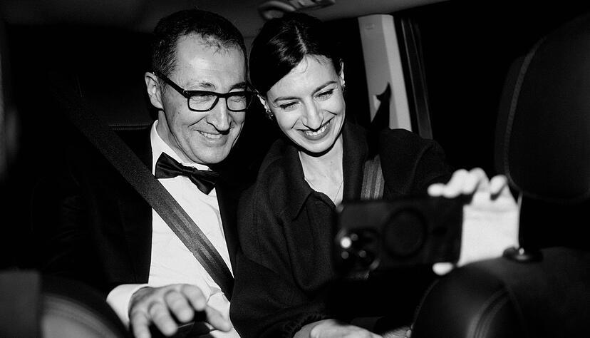 Sind jetzt ein Ehepaar: Grünen-Spitzenkandidat Cem Özdemir und Flavia Zaka. Sind jetzt ein Ehepaar: Grünen-Spitzenkandidat Cem Özdemir und Flavia Zaka.