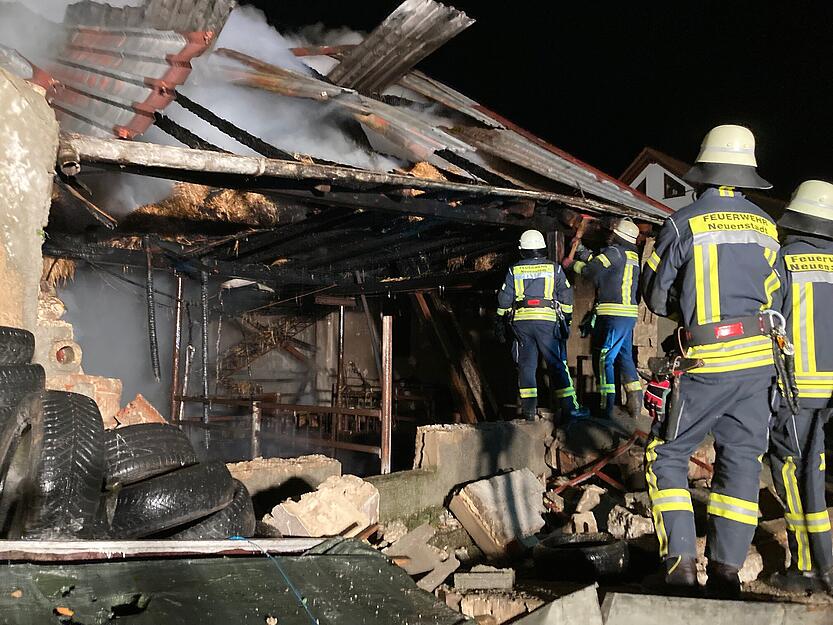 Schwerer Brand in Pferdestall in Neuenstadt-Kochertürn